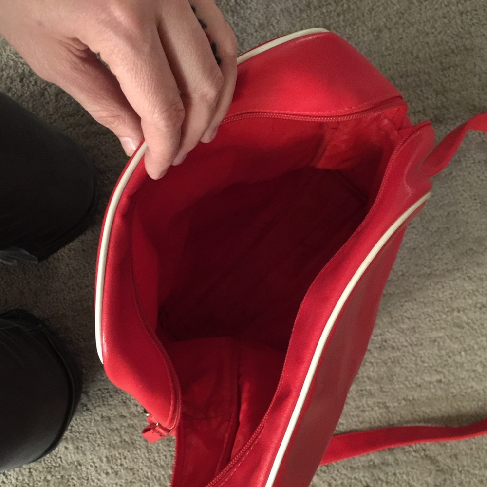 Target Satchel - Picture 3 of 6
